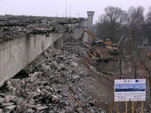 Abriss der Vorlandbruecke Siems