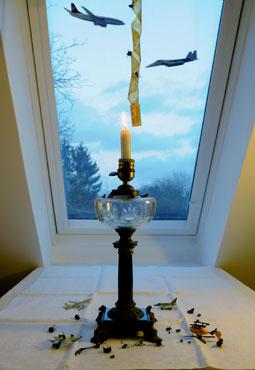 Stillleben mit Flugobjekten I, 2011